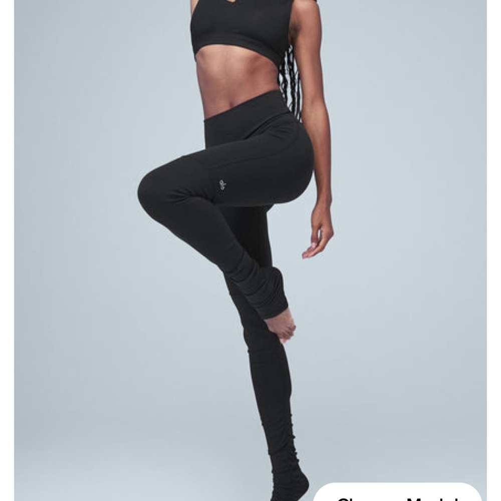 ALO goddess legging black on black